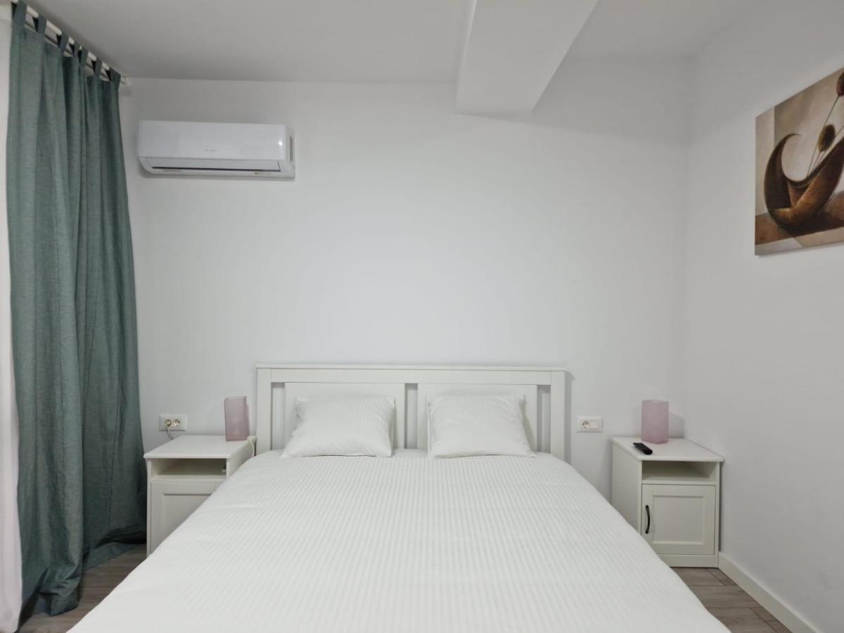 Catedral Apartment Bucharest Exterior photo